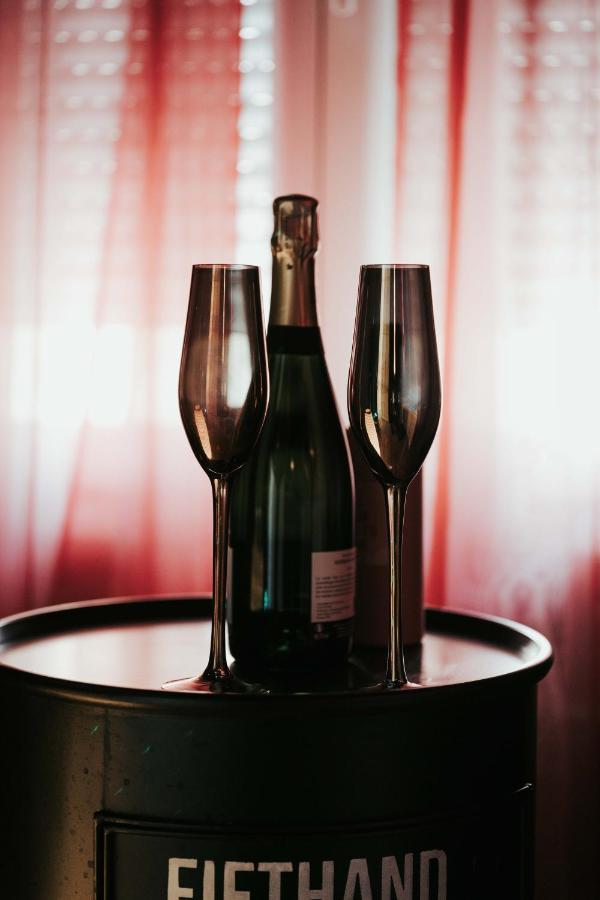 Love Room Ou Pas ! Chamalières Eksteriør billede