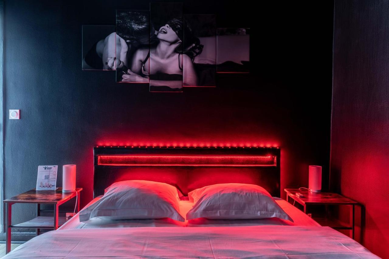Love Room Ou Pas ! Chamalières Eksteriør billede