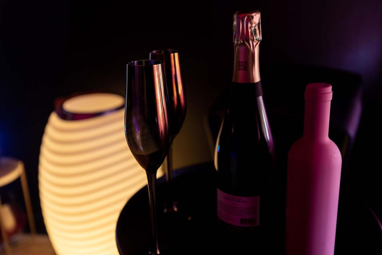 Love Room Ou Pas ! Chamalières Eksteriør billede